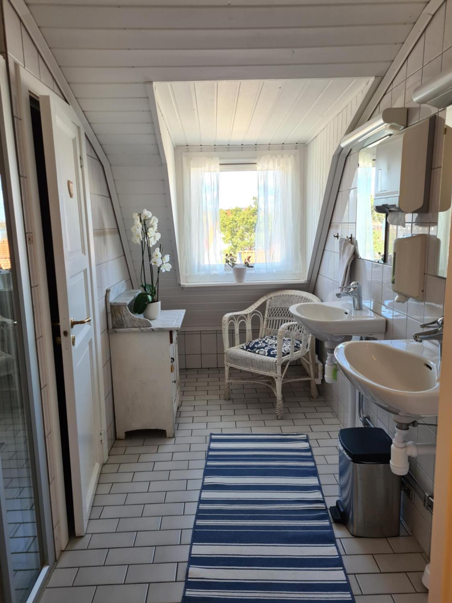 Missionshuset Bed & Breakfast Sandhamn Extérieur photo