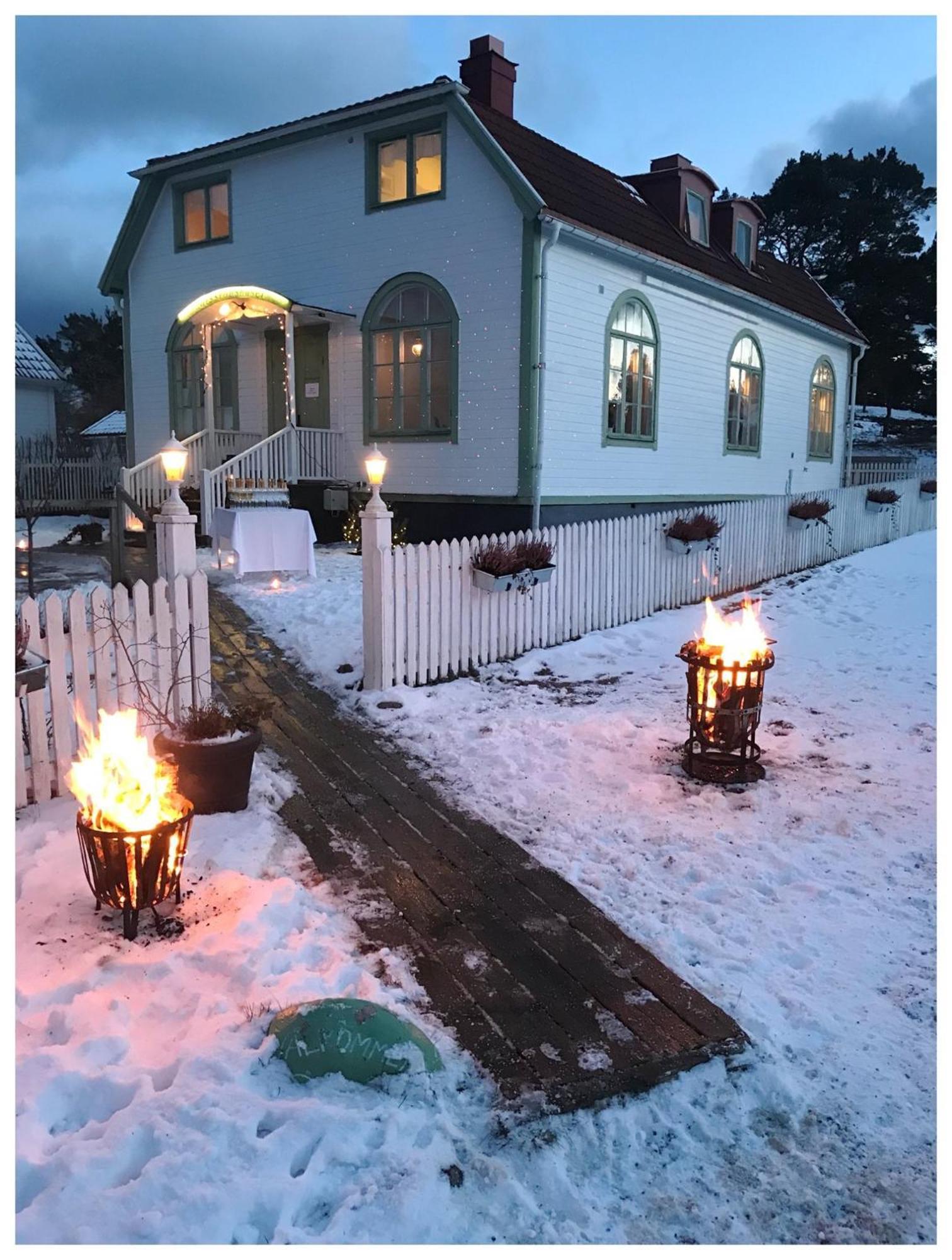 Missionshuset Bed & Breakfast Sandhamn Extérieur photo