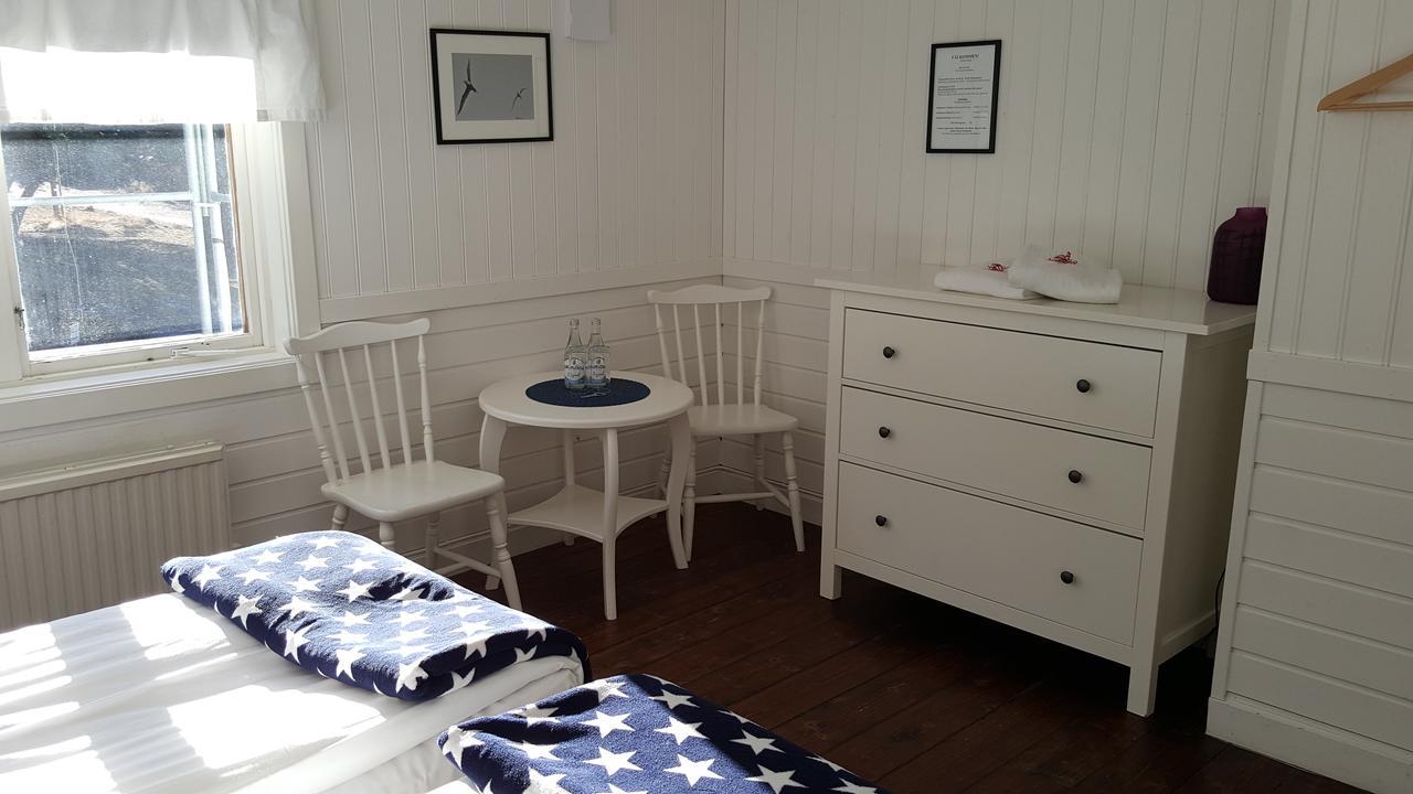 Missionshuset Bed & Breakfast Sandhamn Extérieur photo